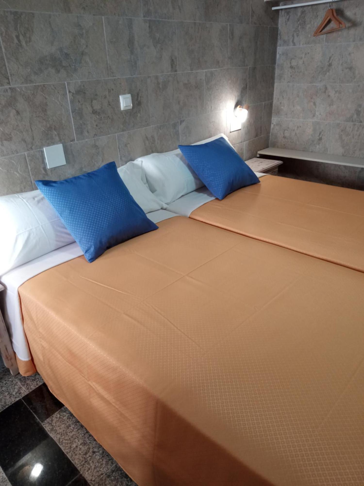 La Tortuga Lodging Rooms Tarifa Exterior photo