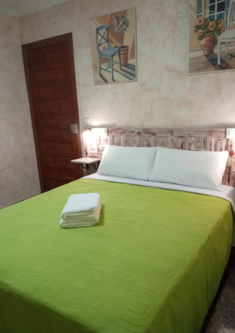 La Tortuga Lodging Rooms Tarifa Exterior photo