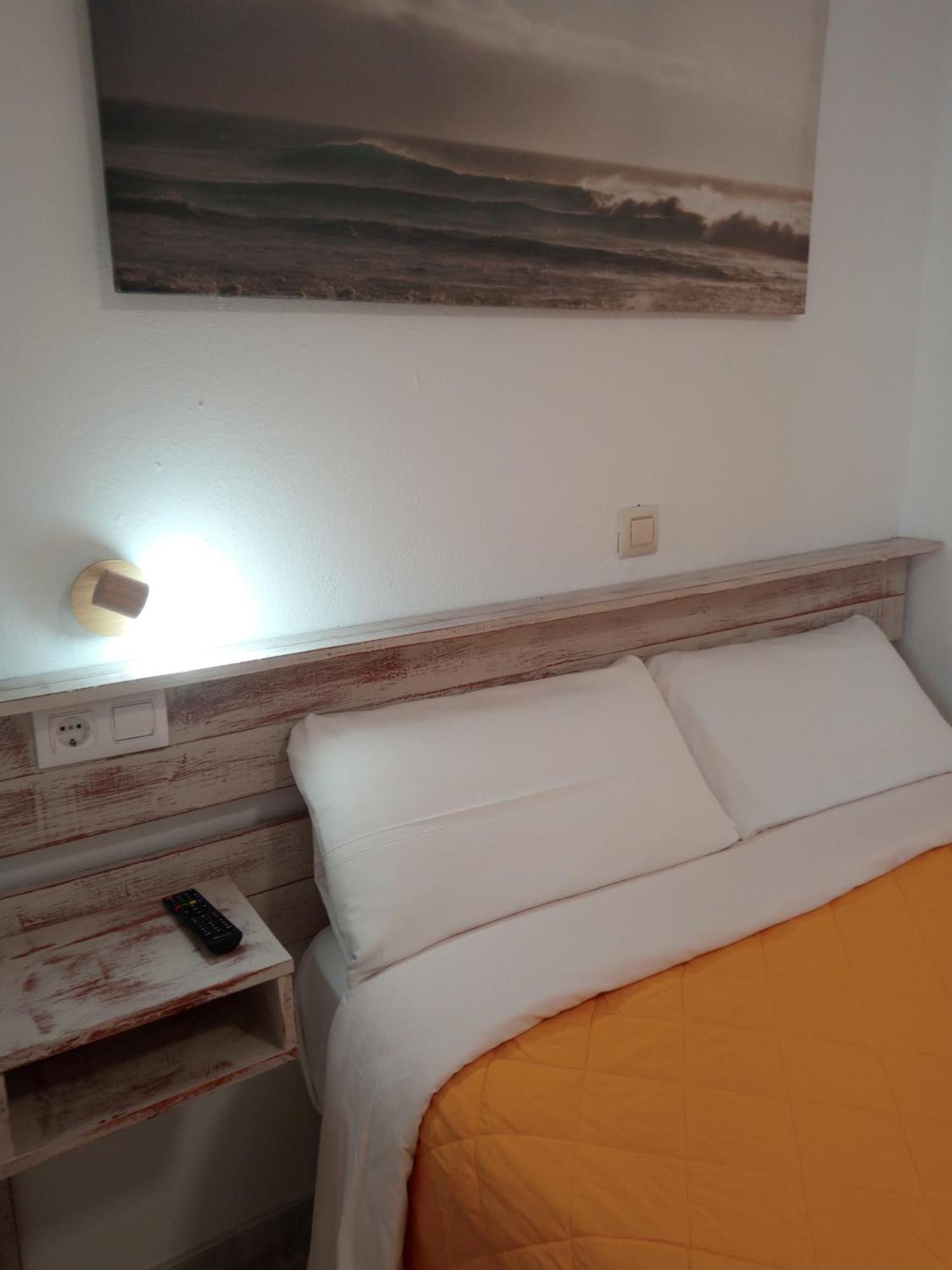 La Tortuga Lodging Rooms Tarifa Exterior photo