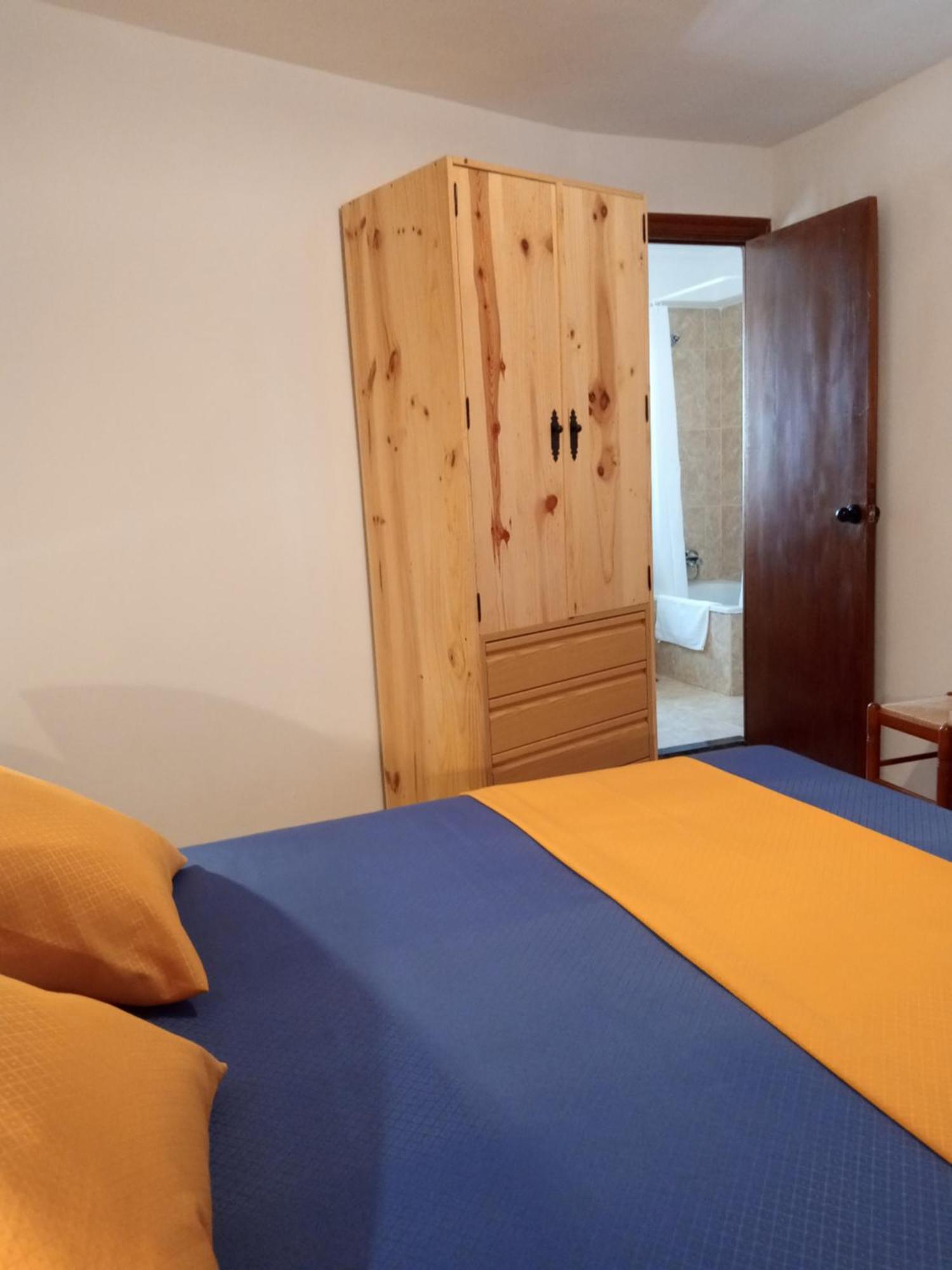 La Tortuga Lodging Rooms Tarifa Exterior photo